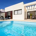 Luna Playa Blanca (Lanzarote)